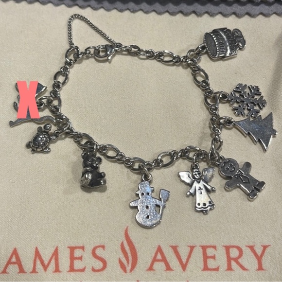 💝James Avery bracelet with charms - Picture 2 of 9